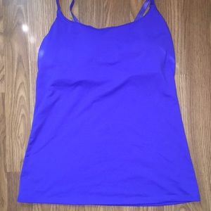 Fabletics workout tank top with built in bra!